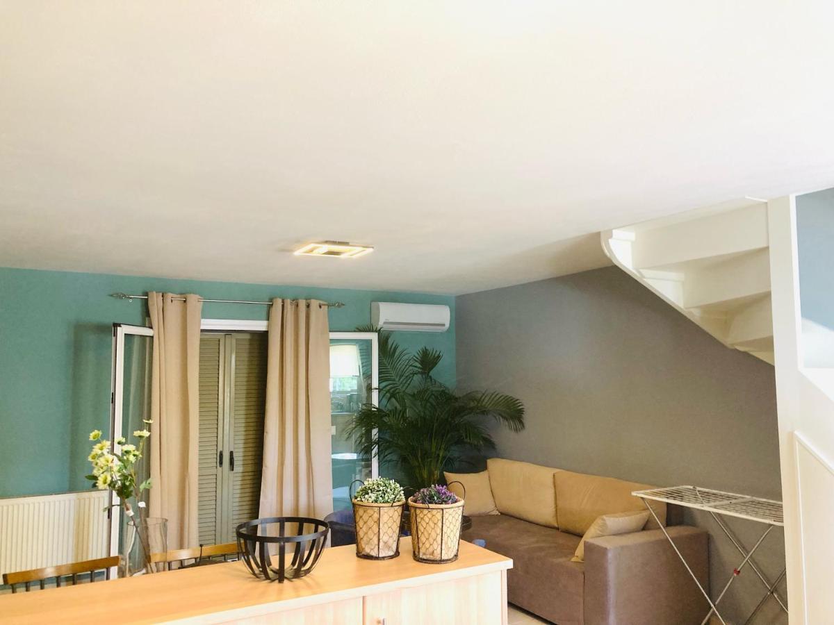 アルゴストリオンCentral Smart Maisonetteアパートメント エクステリア 写真